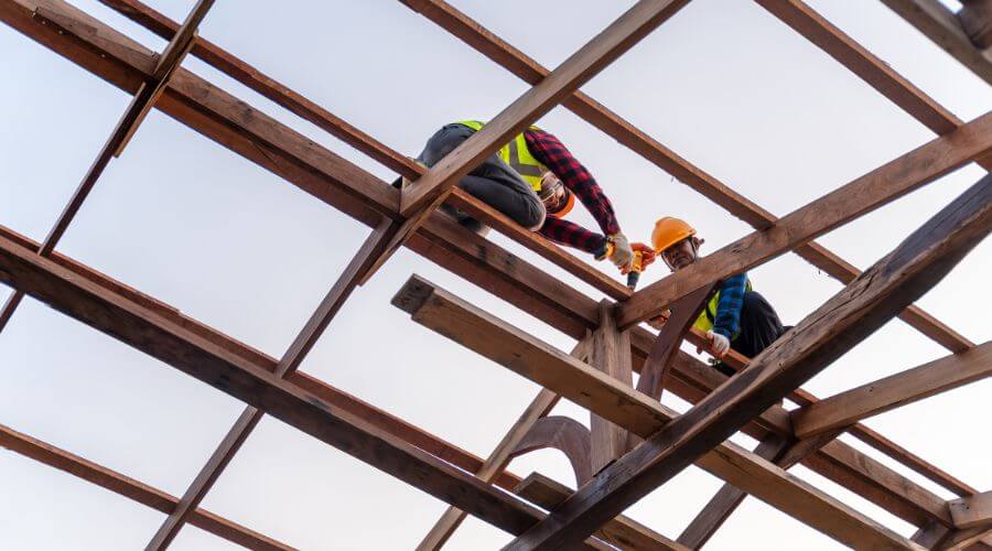 Professional gutter cleaning services in Odessa, DE